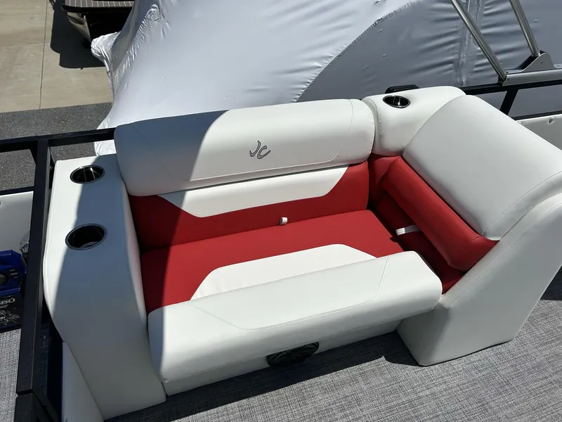 Slide: The Image of JC 247 TT - DSL Sport w/Suzuki 250HP 2024 - 7