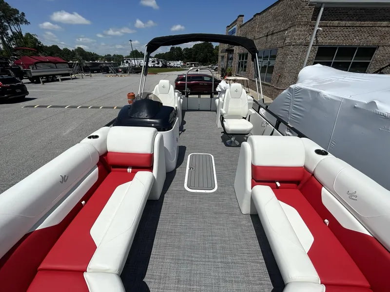 Slide: The Image of JC Manufacturing 247 TT - DSL Sport w/Suzuki 250HP 2024 - 11