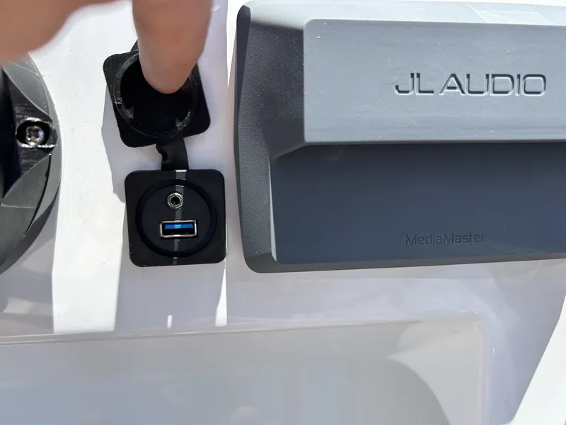 Slide: The Image of JC Manufacturing 247 TT - DSL Sport w/Suzuki 250HP 2024 - 20