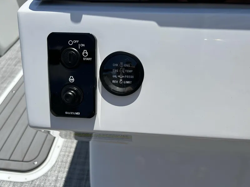 Slide: The Image of JC Manufacturing 247 TT - DSL Sport w/Suzuki 250HP 2024 - 5