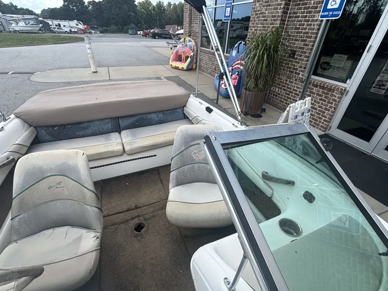 Slide: The Image of Sea Ray 175BR w/MerCruiser & Trailer Included 1997 - 10