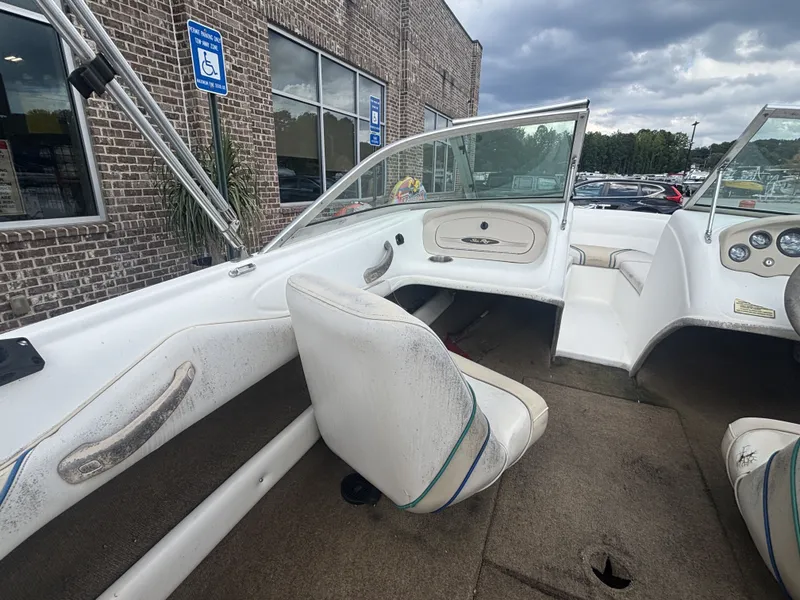 Slide: The Image of Sea Ray 175BR w/MerCruiser & Trailer Included 1997 - 11