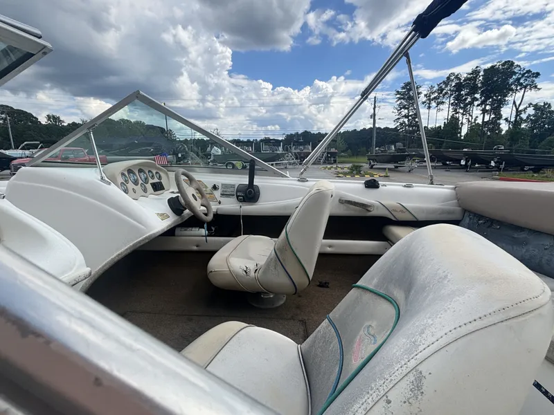 Slide: The Image of Sea Ray 175BR w/MerCruiser & Trailer Included 1997 - 20
