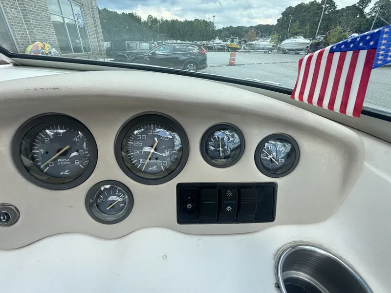 Slide: The Image of Sea Ray 175BR w/MerCruiser & Trailer Included 1997 - 26