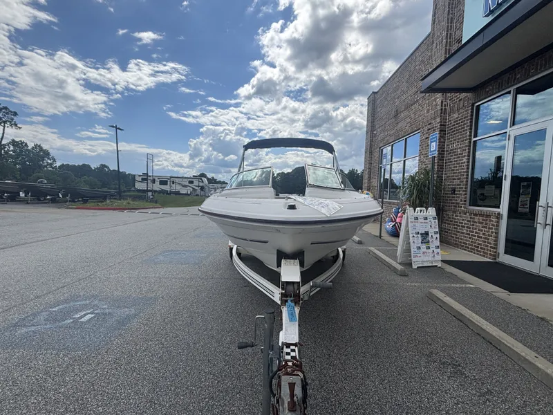 Slide: The Image of Sea Ray 175BR w/MerCruiser & Trailer Included 1997 - 3