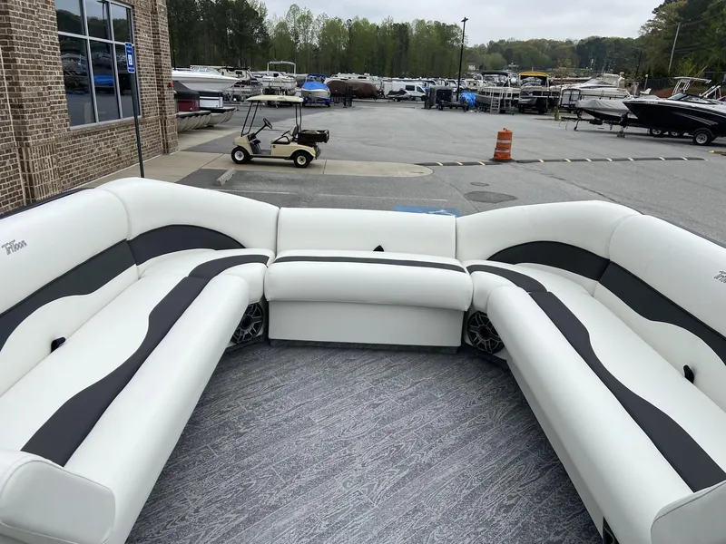 Slide: The Image of JC Swing Back 27TT Sport w/Mercury 350HP 2023 - 12