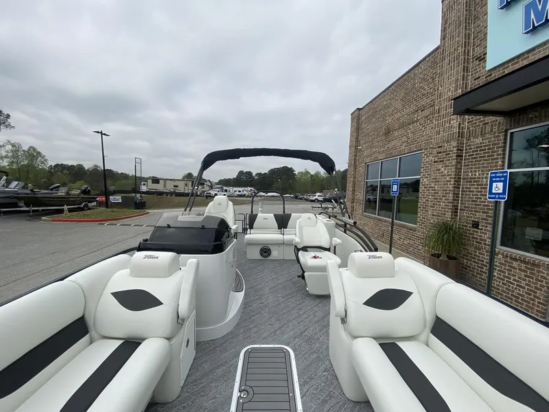 Slide: The Image of JC Manufacturing Swing Back 27TT Sport w/Mercury 350HP 2023 - 20