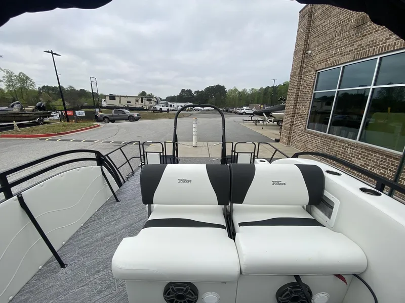 Slide: The Image of JC Manufacturing Swing Back 27TT Sport w/Mercury 350HP 2023 - 48