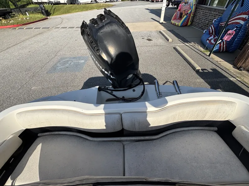 Slide: The Image of Sea Ray 175 5 Series w/2008 Model Year Mercury 115HP 4-Stroke & Trailer 1997 - 21