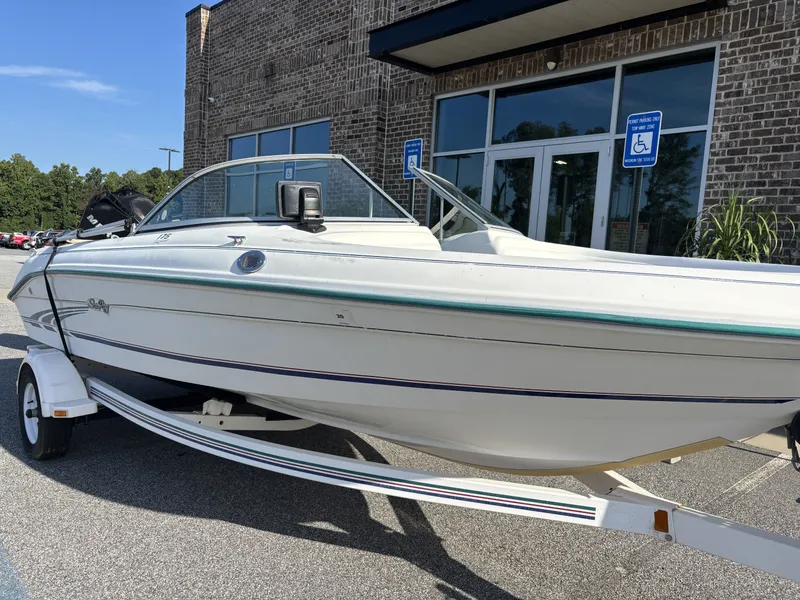 Slide: The Image of Sea Ray 175 5 Series w/2008 Model Year Mercury 115HP 4-Stroke & Trailer 1997 - 26