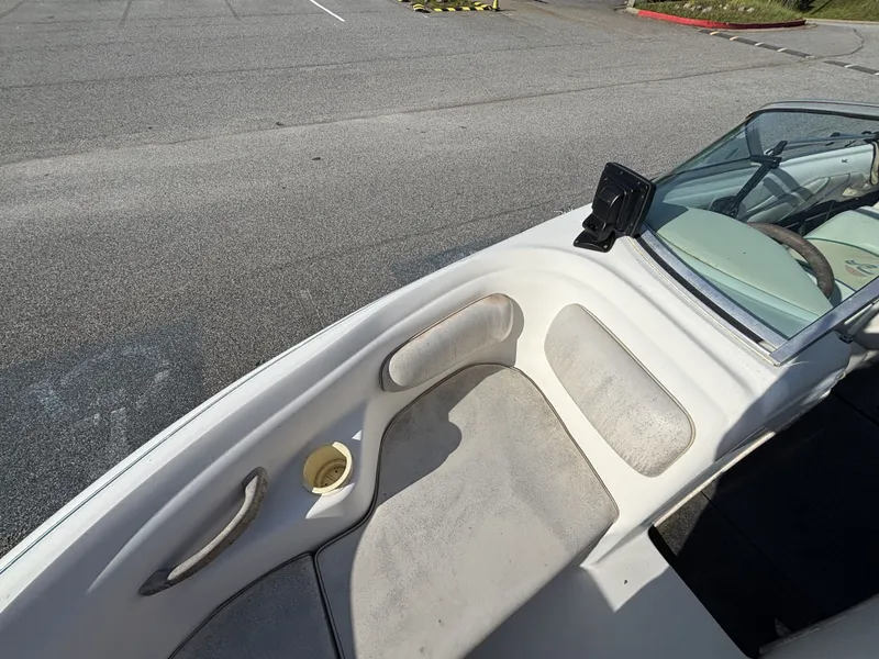 Slide: The Image of Sea Ray 175 5 Series w/2008 Model Year Mercury 115HP 4-Stroke & Trailer 1997 - 28