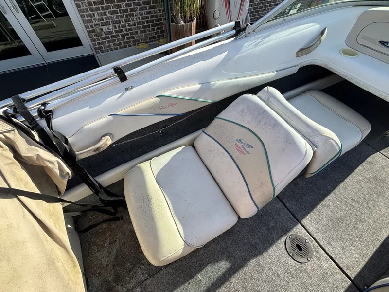 Slide: The Image of Sea Ray 175 5 Series w/2008 Model Year Mercury 115HP 4-Stroke & Trailer 1997 - 33