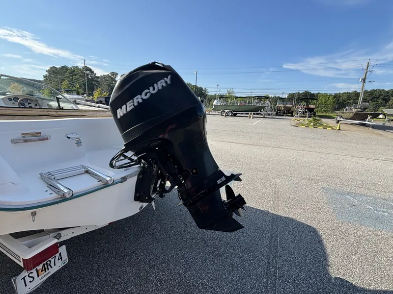 Slide: The Image of Sea Ray 175 5 Series w/2008 Model Year Mercury 115HP 4-Stroke & Trailer 1997 - 4