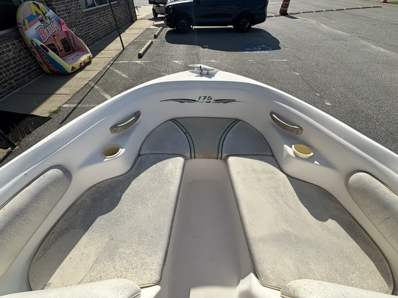 Slide: The Image of Sea Ray 175 5 Series w/2008 Model Year Mercury 115HP 4-Stroke & Trailer 1997 - 8