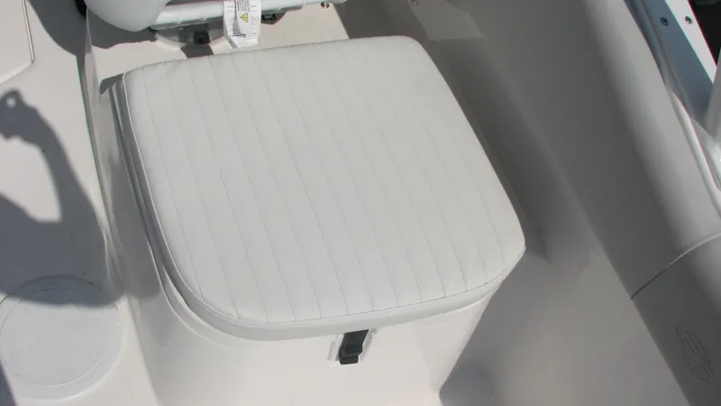 Slide: The Image of Seat behind Helm - 15