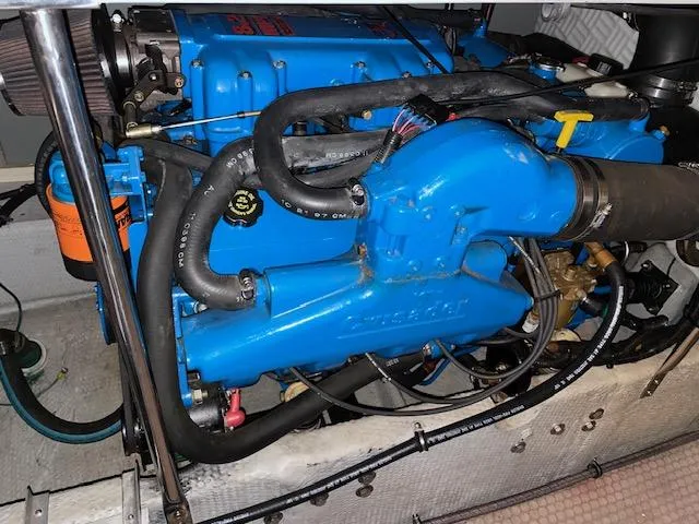 Slide: The Image of Silverton 392 Motor Yacht 1999 - 50