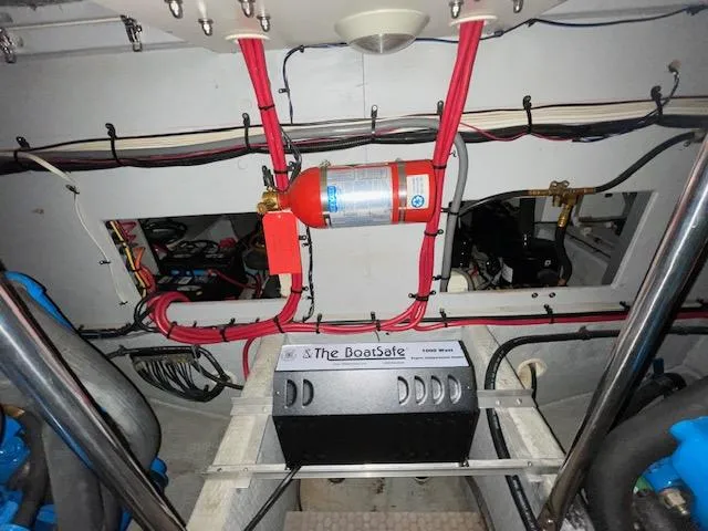 Slide: The Image of Silverton 392 Motor Yacht 1999 - 53