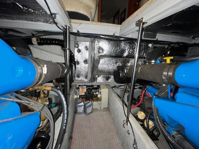 Slide: The Image of Silverton 392 Motor Yacht 1999 - 58