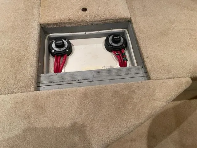 Slide: The Image of Silverton 392 Motor Yacht 1999 - 61