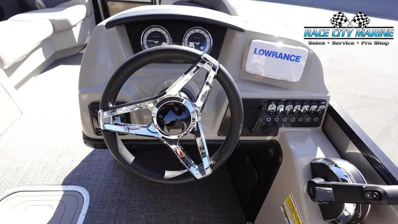 Slide: The Image of BARLETTA BOATS A22UC - 15