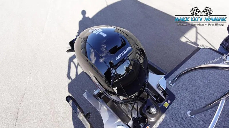 Slide: The Image of BARLETTA BOATS A22UC - 19