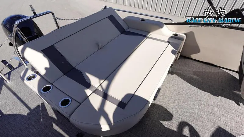 Slide: The Image of BARLETTA BOATS A22UC - 23