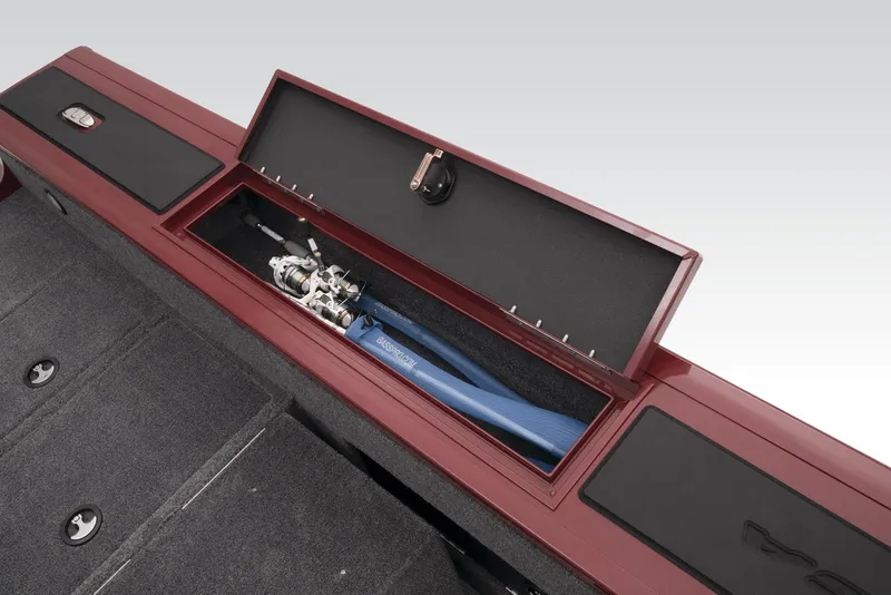 Slide: The Image of Tracker Targa V-18 Combo - 38