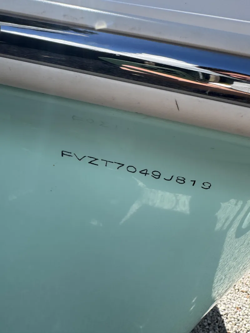 Slide: The Image of Bulls Bay 2200CC 2019 - 12