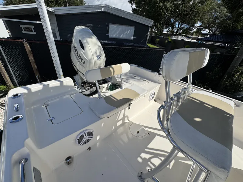Slide: The Image of Bulls Bay 2200CC 2019 - 9