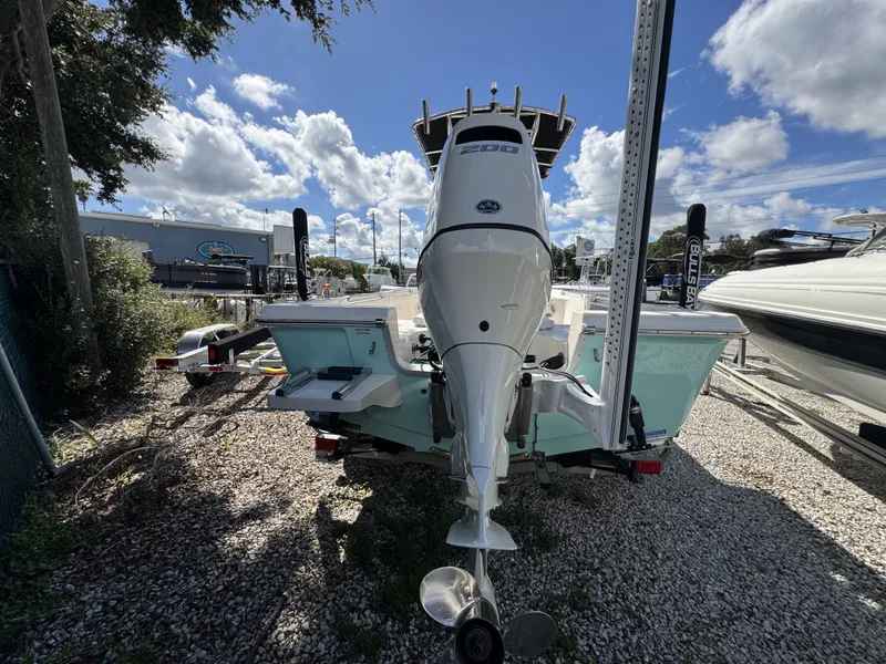 Slide: The Image of Bulls Bay 2200CC 2019 - 4