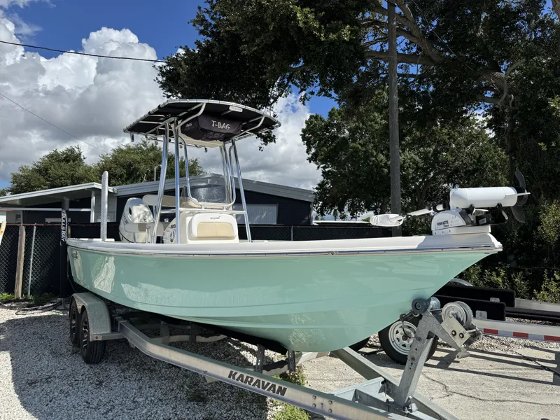 Slide: The Image of Bulls Bay 2200CC 2019 - 1
