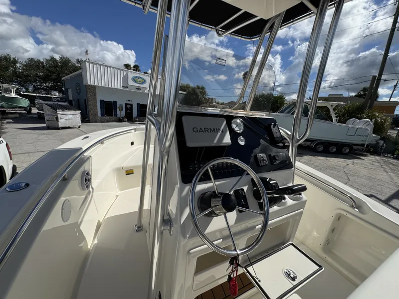 Slide: The Image of Bulls Bay 200 CC 2027 - 4