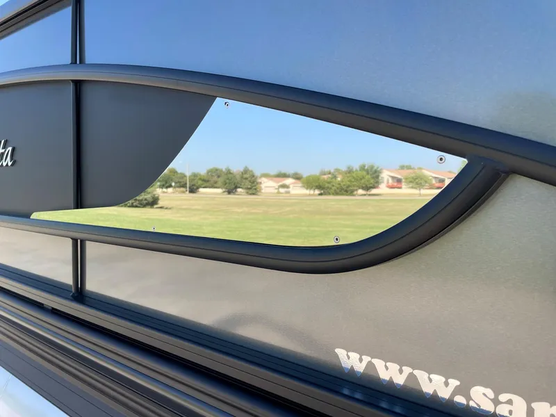 Slide: The Image of Close-up of 2024 Barletta Lusso 25UCA exterior design detail. - 14