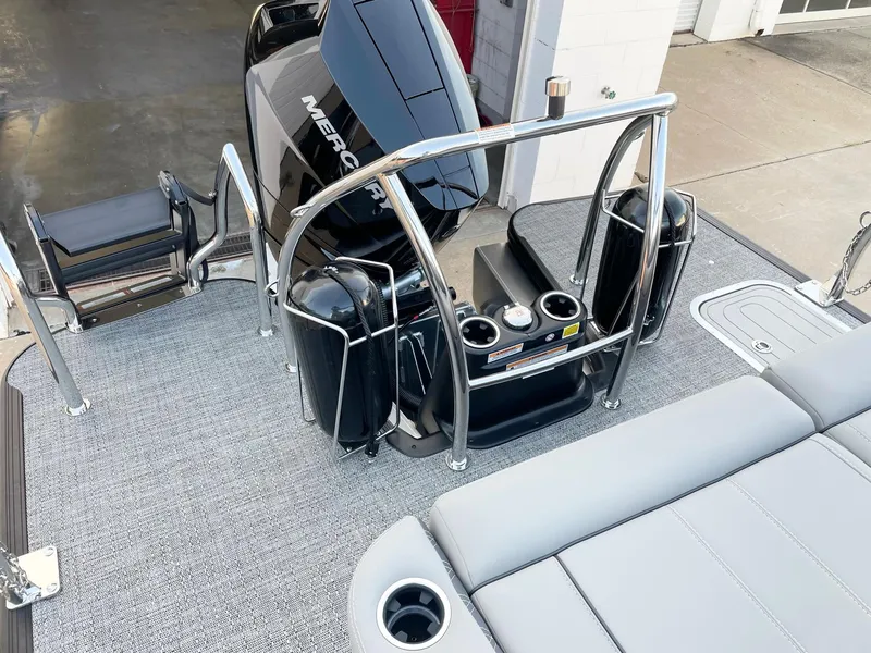 Slide: The Image of 2024 Barletta Lusso 25UCA boat with Mercury outboard motor and spacious deck. - 34