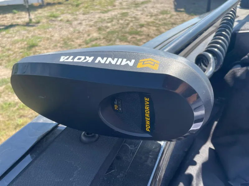 Slide: The Image of Minn Kota PowerDrive trolling motor on 2021 Tracker Targa V-19 WT boat. - 6