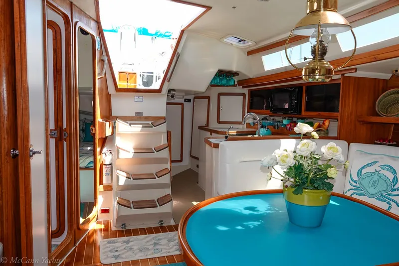 Slide: The Image of Catalina 42 1991 - 55