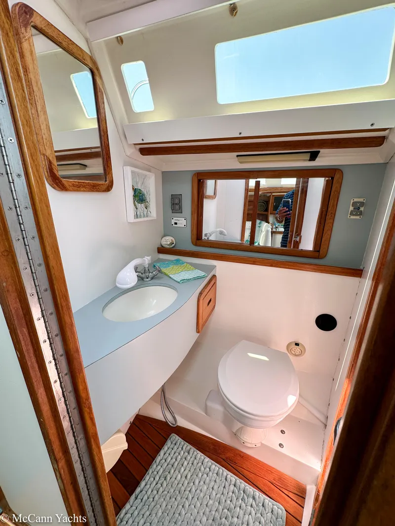 Slide: The Image of Catalina 42 1991 - 57