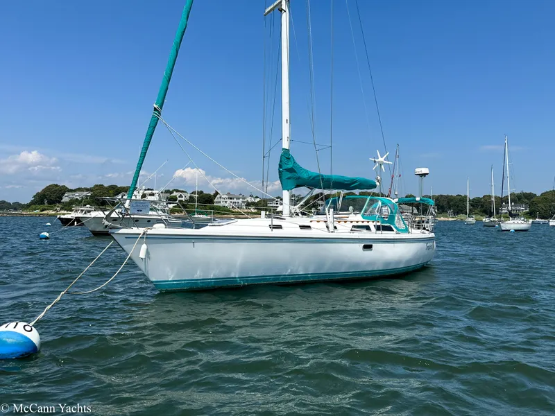 Slide: The Image of Catalina 42 1991 - 73