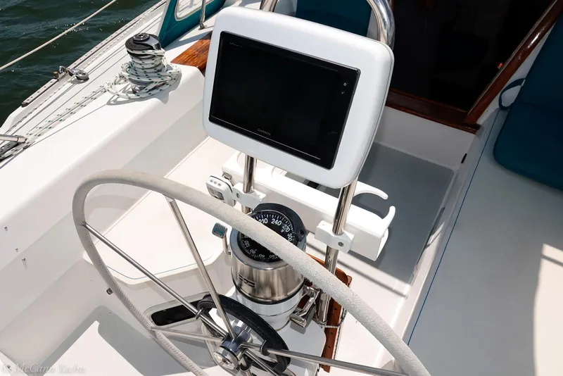 Slide: The Image of Catalina 42 1991 - 78