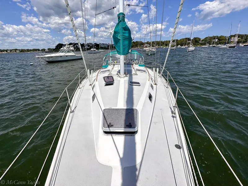 Slide: The Image of Catalina 42 1991 - 82