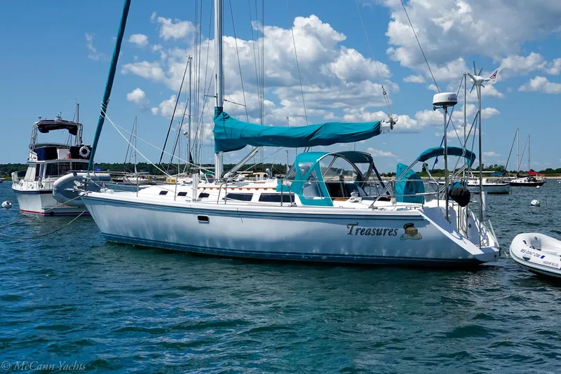 Slide: The Image of Catalina 42 1991 - 90