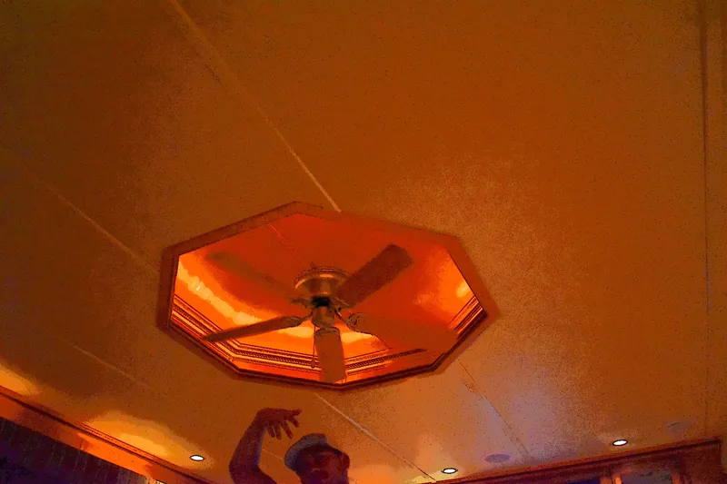 Slide: The Image of Ceiling fan in Sumerset Double Dippin 2006 houseboat with octagonal recessed lighting. - 44