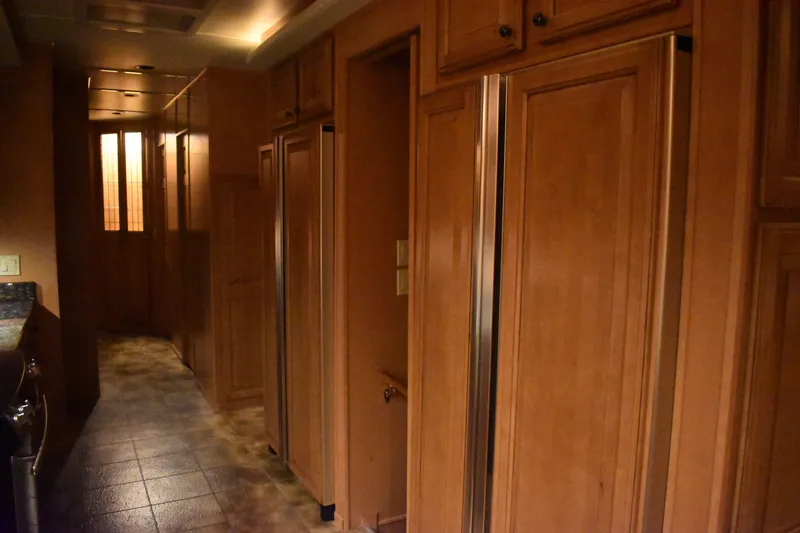 Slide: The Image of Sumerset Double Dippin Share #8, #10, #11 & #12 2006 - 55