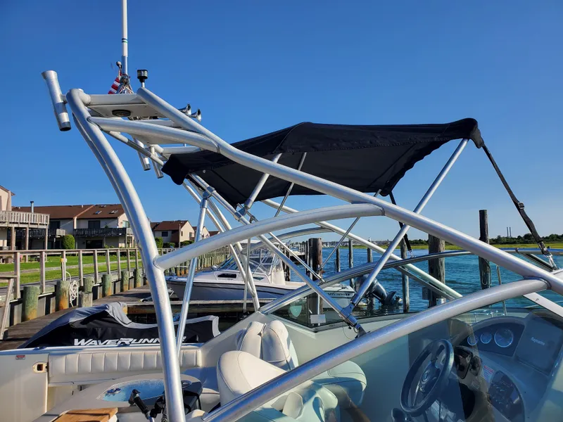 Slide: The Image of Sea Ray 270 Amberjack 2005 - 7