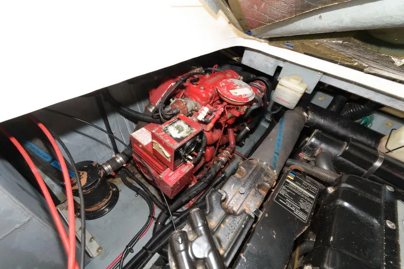 Slide: The Image of Engine compartment of a 1997 Sea Ray 330 Sundancer boat. - 16