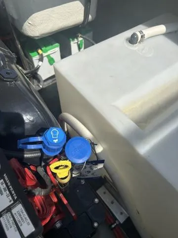 Slide: The Image of Cobalt R7 Surf 2021 - 58