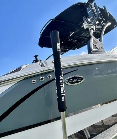 Slide: The Image of 2021 Cobalt R7 Surf boat rear view with swim platform and speakers. - 8