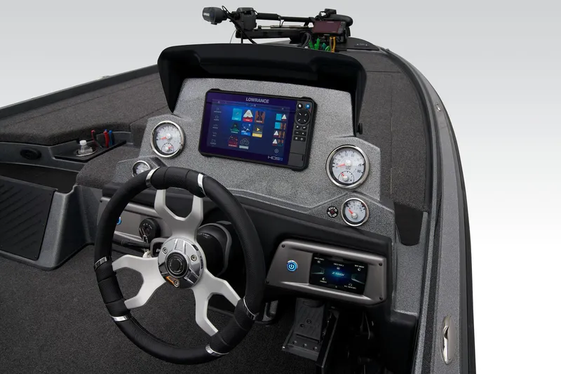 Slide: The Image of 2024 Nitro Z20 Pro boat dashboard with advanced navigation system. - 35