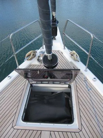 Slide: The Image of Jeanneau 55 2026 - 110