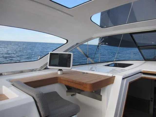 Slide: The Image of Jeanneau 55 2026 - 143